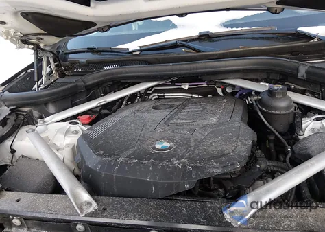 2021 BMW X5 xDrive40I z USA, uszkodzony, nr VIN 5UXCR6C0XM9G52175